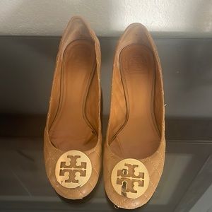 Tory Burch close toed heels